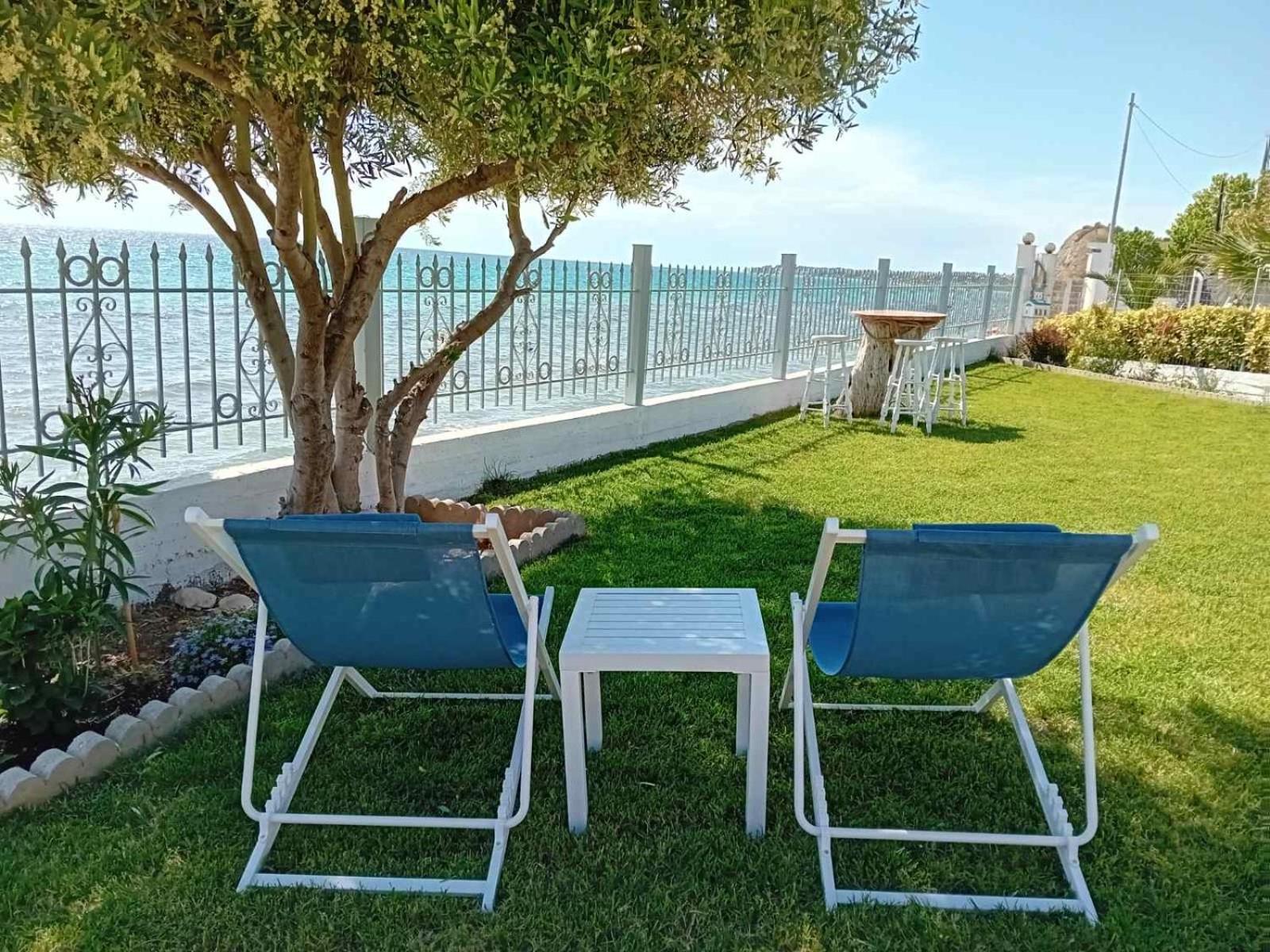 Beachfront Villa Athina Vergia Exterior foto